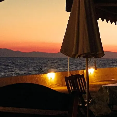 George & Katerina * Paralia Dionysiou